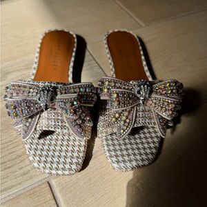 Kurt Geiger Kensington  bow sandals/ slip on